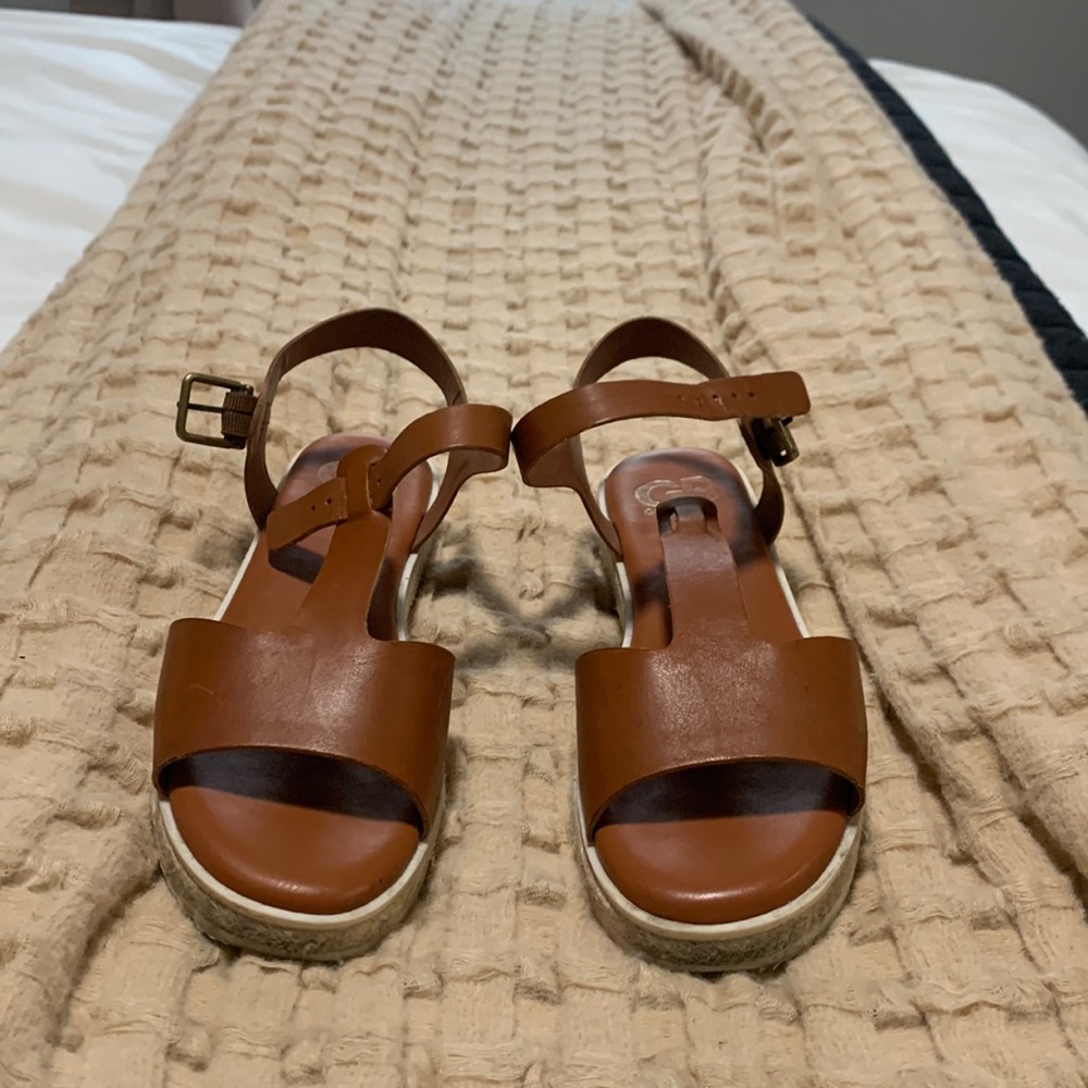 Gianni Bini Sandals - size 7